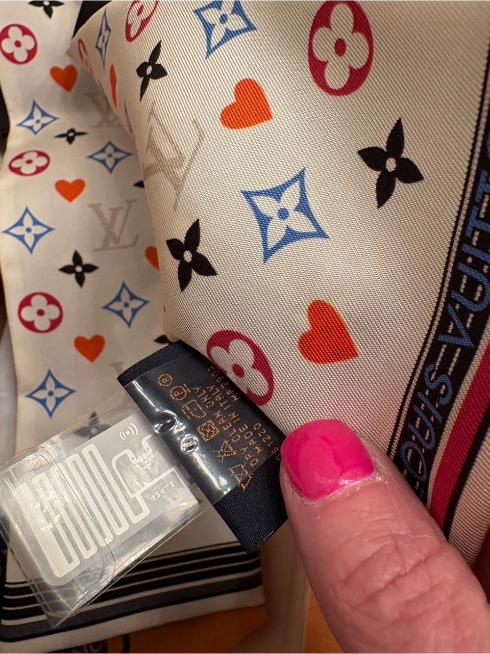 Louis Vuitton cream multicolor monogram silk bandeau game on full set - Picture 5 of 7